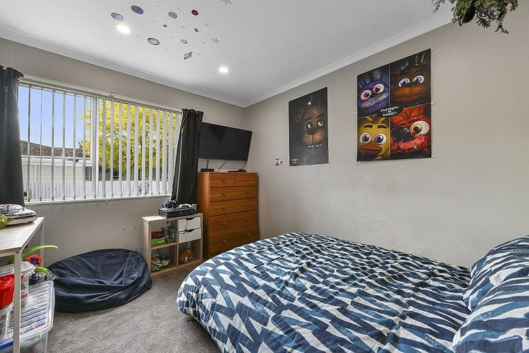 Photo of property in 55 Gemstone Drive, Birchville, Upper Hutt, 5018