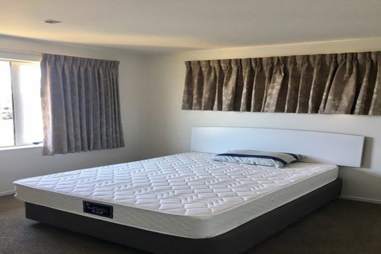 Photo of property in 89a Clovelly Road, Bucklands Beach, Auckland, 2012