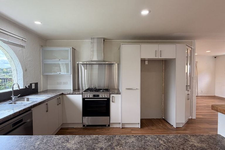 Photo of property in 2 Fallow Street, Browns Bay, Auckland, 0630