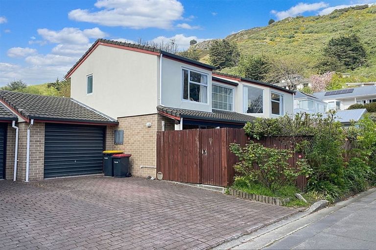 Photo of property in 1/84 Bowenvale Avenue, Cashmere, Christchurch, 8022
