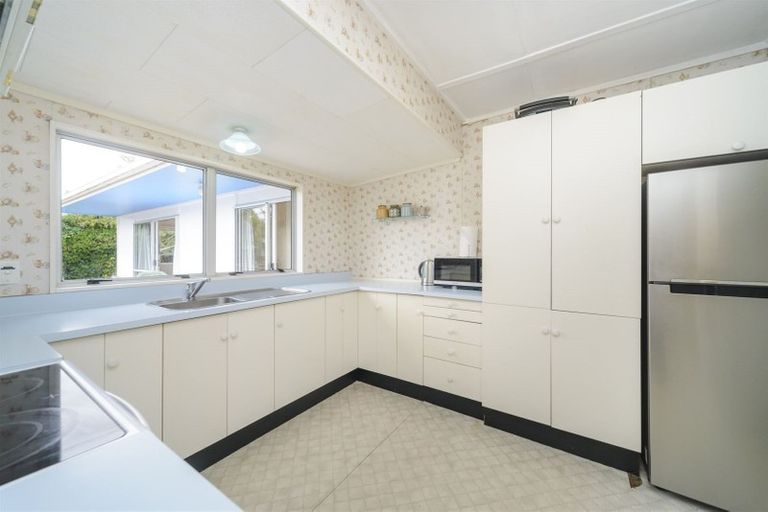 Photo of property in 35 Birmingham Street, Takaro, Palmerston North, 4412