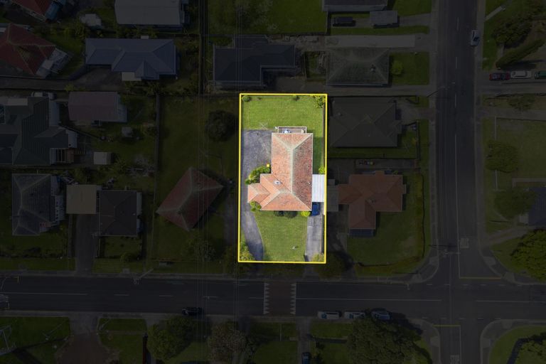 Photo of property in 6 Glass Road, Mount Roskill, Auckland, 1041