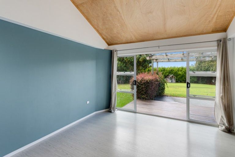 Photo of property in 18 Awhitu Road, Kerikeri, 0230