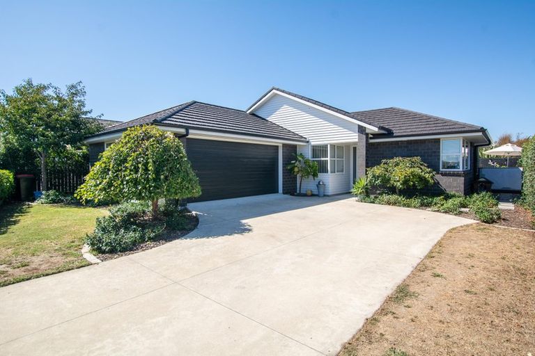 Photo of property in 7 Leet Crescent, Papamoa Beach, Papamoa, 3118