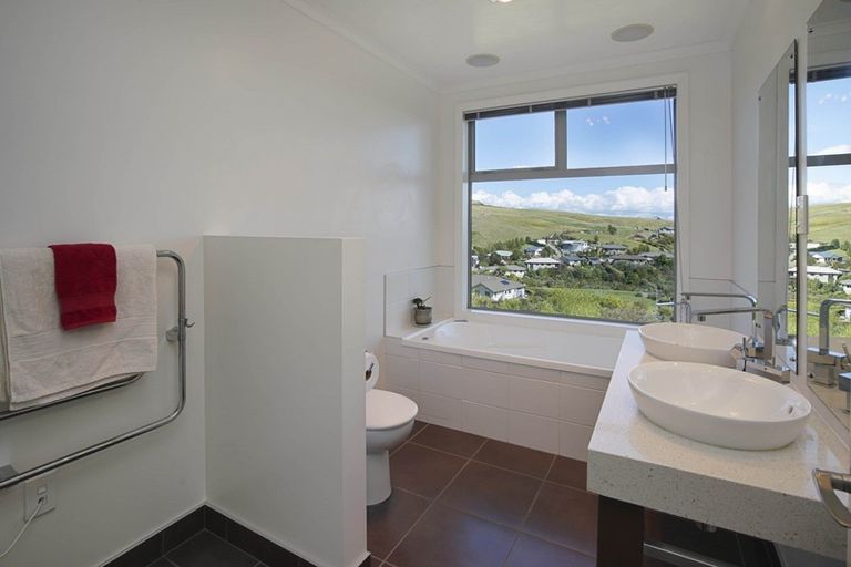 Photo of property in 13 Farleigh Street, Atawhai, Nelson, 7010