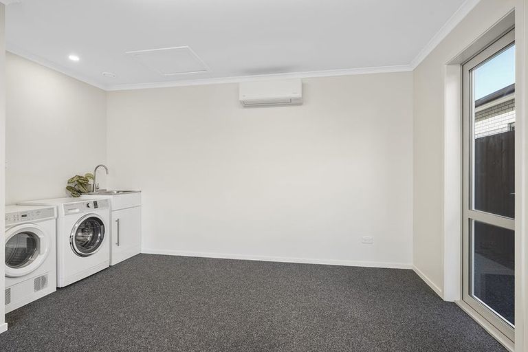 Photo of property in 31 Overton Street, Rototuna North, 3210