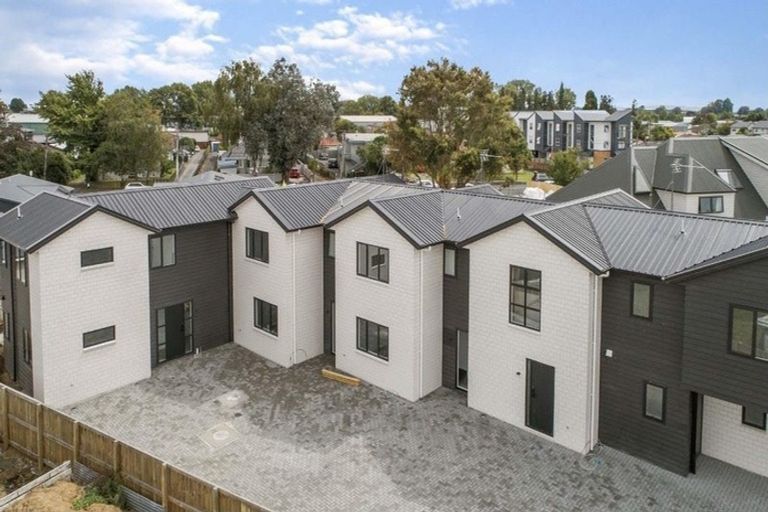 Photo of property in 6/3 Snead Place, Hamilton East, Hamilton, 3216