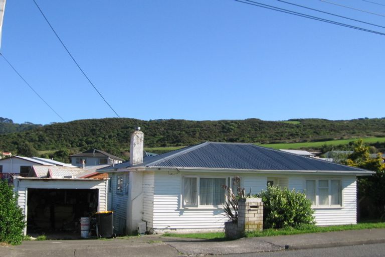 Photo of property in 47a Ngatitoa Street, Takapuwahia, Porirua, 5022