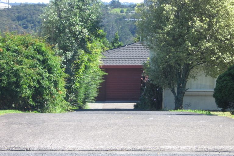 Photo of property in 2/153 Manuka Road, Bayview, Auckland, 0629