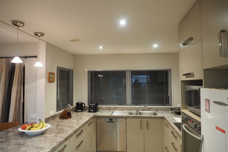 Photo of property in 8 Amner Place, Bluff Hill, Napier, 4110