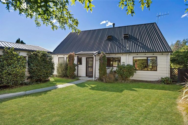 Photo of property in 144 Aubrey Road, Wanaka, 9305