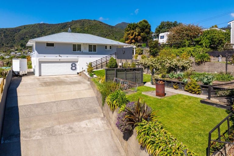 Photo of property in 8 Dorset Street, Picton, 7220