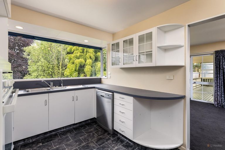 Photo of property in 5 Hayes Street, Waimate, 7924