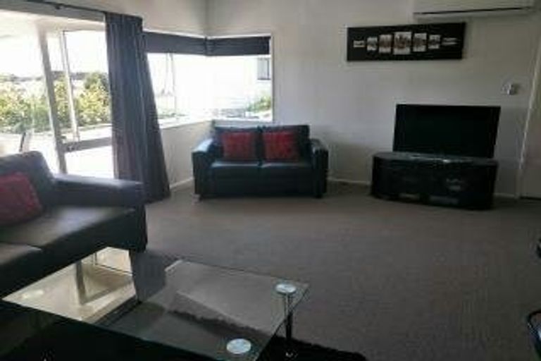 Photo of property in 8 Walmer Grove, Bell Block, New Plymouth, 4312