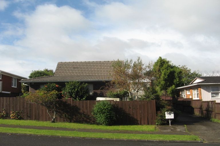 Photo of property in 1/16 Archmillen Avenue, Pakuranga Heights, Auckland, 2010