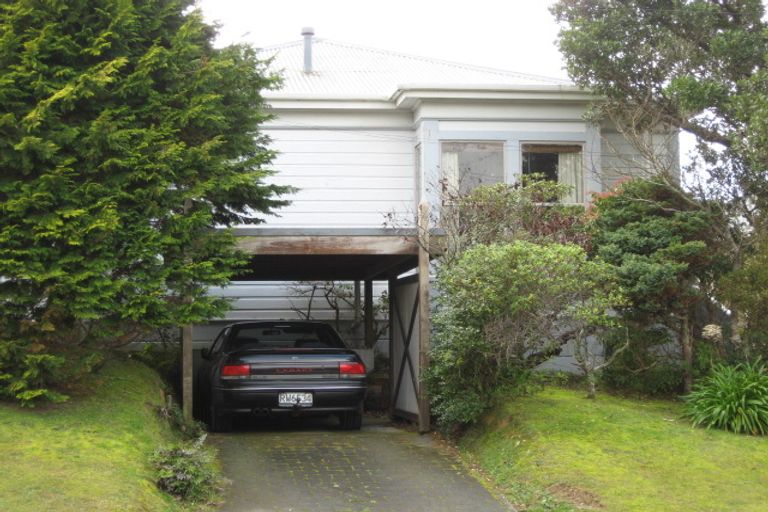 Photo of property in 16 Nottingham Street, Karori, Wellington, 6012