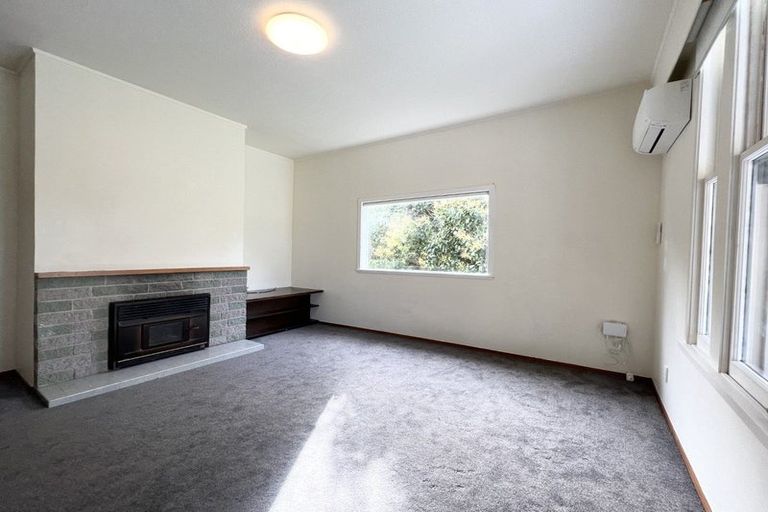 Photo of property in 145 Ocean View Road, Hillcrest, Auckland, 0627