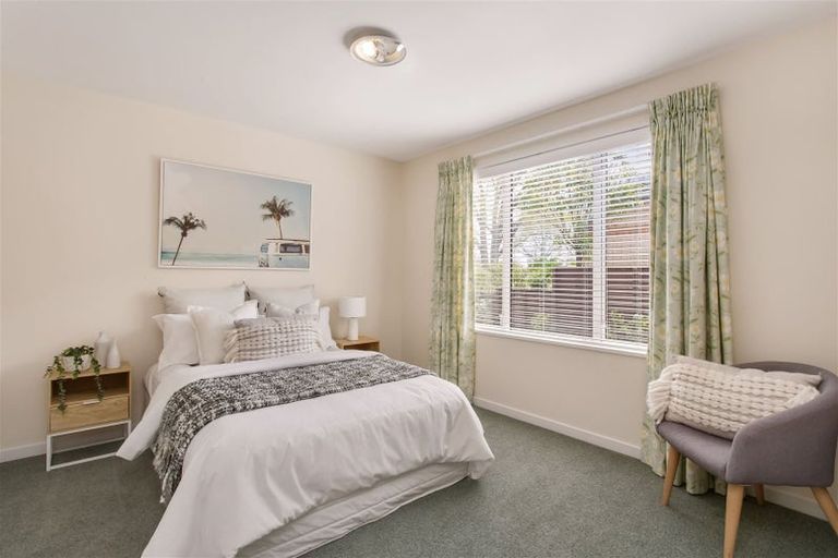 Photo of property in 15 Acorn Close, Waltham, Christchurch, 8023