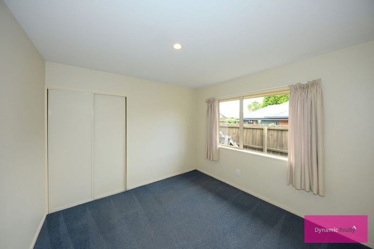 Photo of property in 85c Middlepark Road, Sockburn, Christchurch, 8042