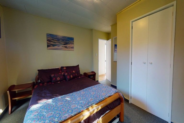 Photo of property in 16 Arataki Grove, Waitarere Beach, Levin, 5510