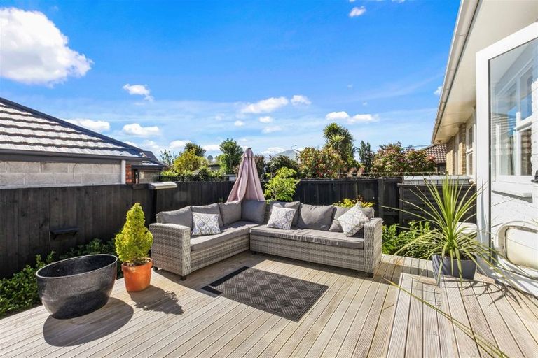 Photo of property in 6 Lascelles Street, Saint Martins, Christchurch, 8022