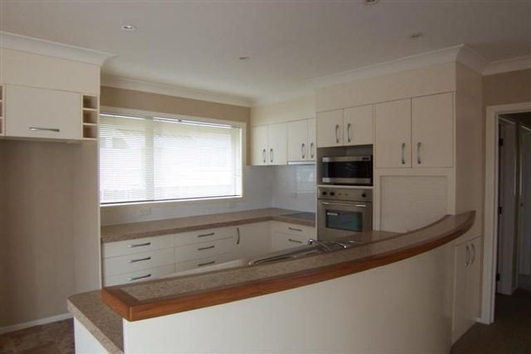 Photo of property in 10a Emmett Street, Greerton, Tauranga, 3112