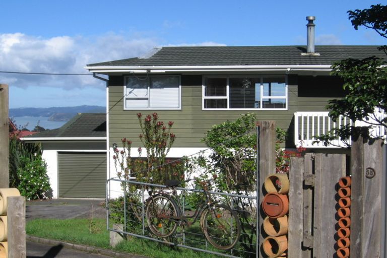 Photo of property in 55 Victory Road, Laingholm, Auckland, 0604