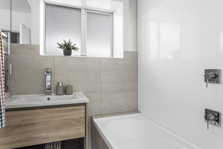 Photo of property in 5 Badger Street, Parklands, Christchurch, 8083