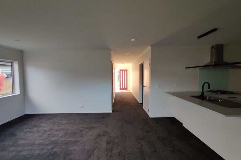 Photo of property in 23 Kapowai Boulevard, Takanini, 2112