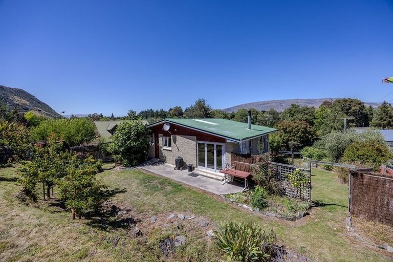 Photo of property in 110 Hedditch Street, Wanaka, 9305