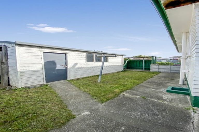 Photo of property in 16 Menin Road, Onekawa, Napier, 4110