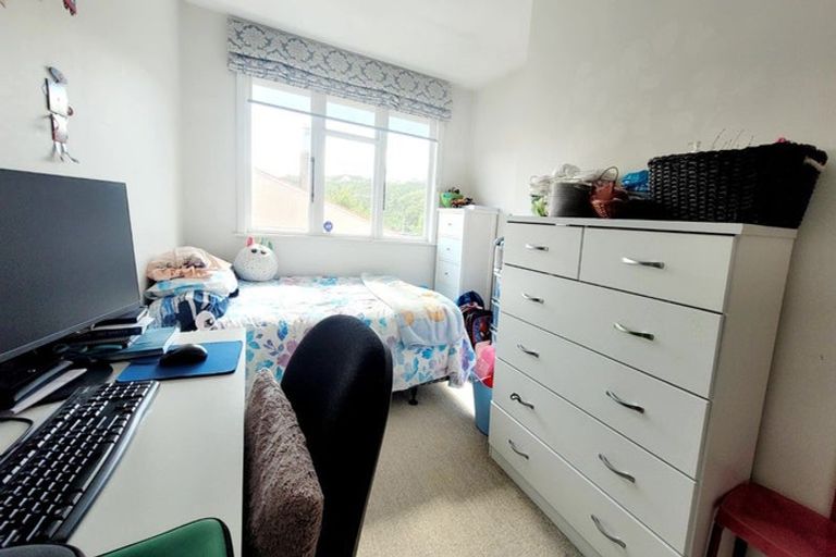 Photo of property in 84 Champion Street, Cannons Creek, Porirua, 5024