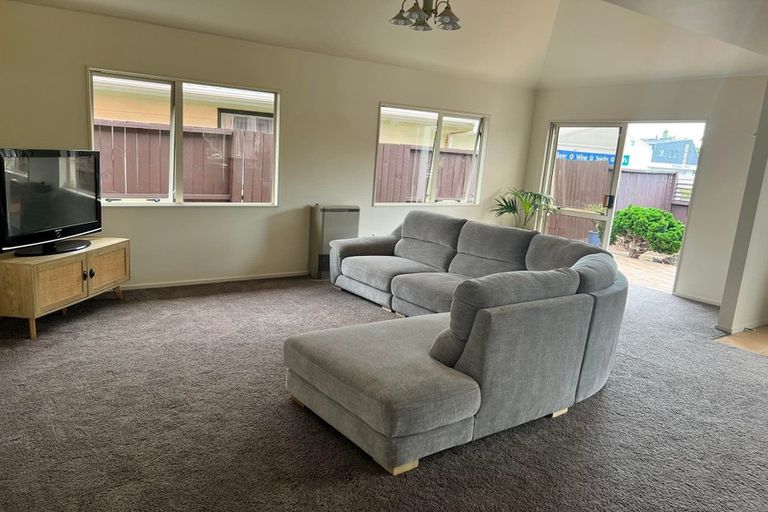 Photo of property in 6 Armstrong Avenue, Woodhill, Whangarei, 0110