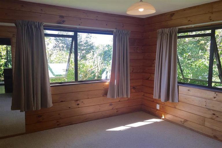 Photo of property in 99 Beauchamp Street, Karori, Wellington, 6012