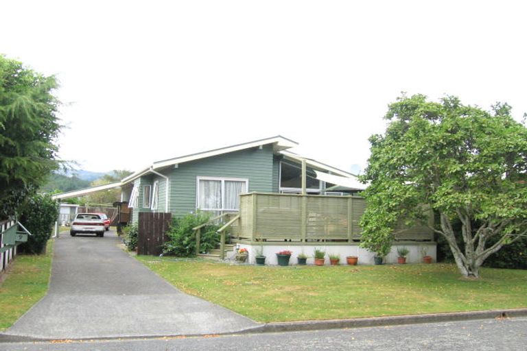 Photo of property in 9 Seattle Grove, Totara Park, Upper Hutt, 5018