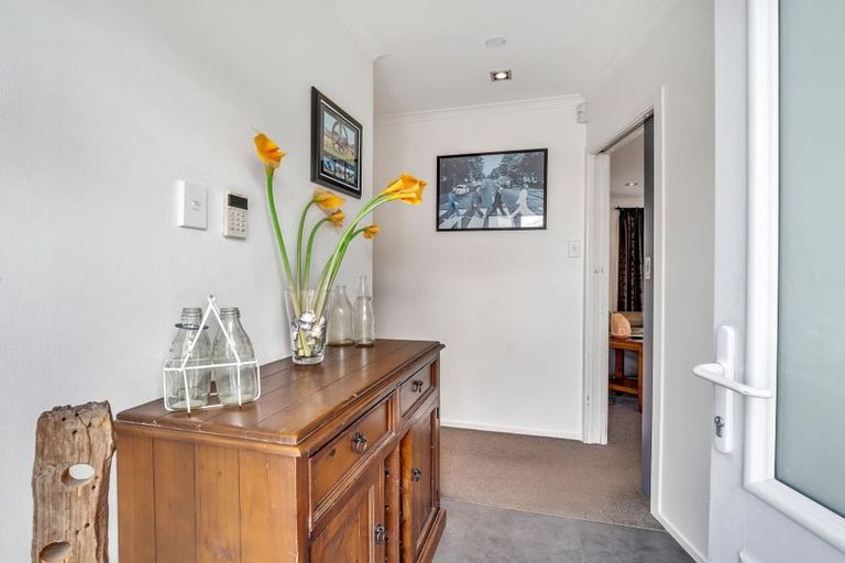 Photo of property in 61 Apollo Parade, Milson, Palmerston North, 4414