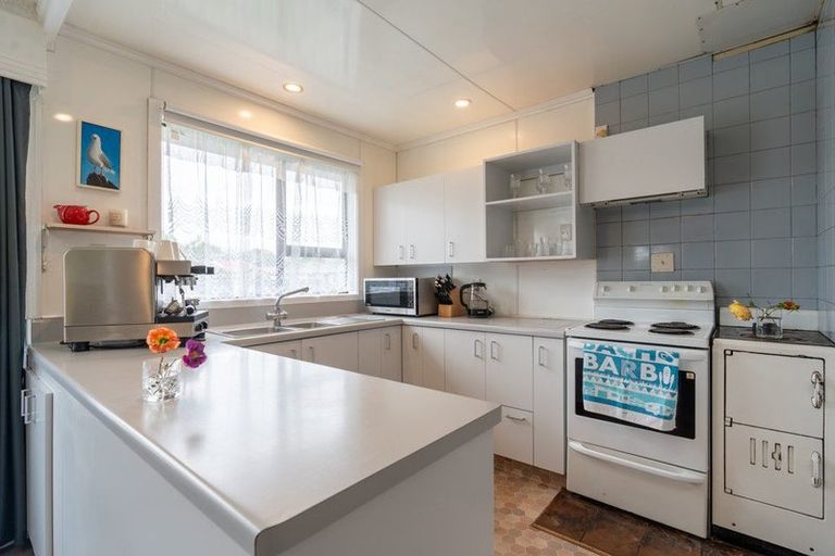 Photo of property in 19 High Street, Milton, 9220