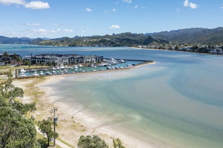 Photo of property in 114 Paku Drive, Tairua, 3508