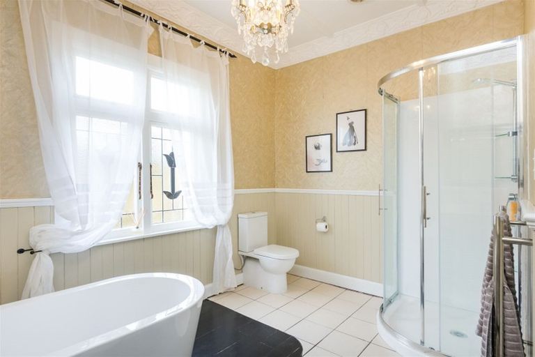 Photo of property in 10 Milverton Avenue, Hokowhitu, Palmerston North, 4410