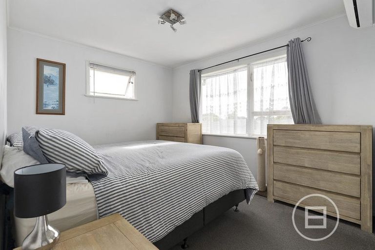 Photo of property in 260 Hepburn Road, Glendene, Auckland, 0602