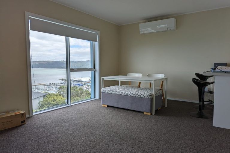Photo of property in 8d Nikau Road, Point Howard, Lower Hutt, 5013
