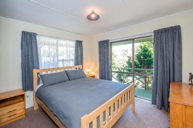 Photo of property in 38 Makora Road, Otaihanga, Paraparaumu, 5036