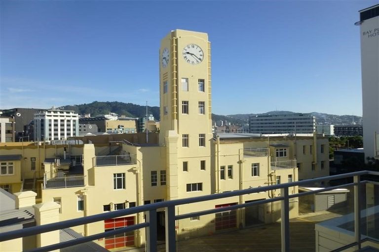 Photo of property in 17/15 Roxburgh Street, Mount Victoria, Wellington, 6011
