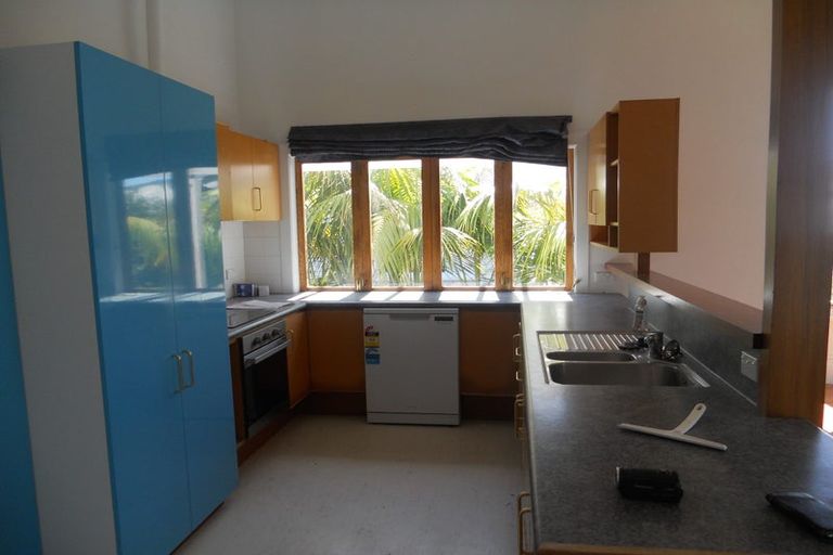 Photo of property in 128 Calliope Road, Stanley Point, Auckland, 0624