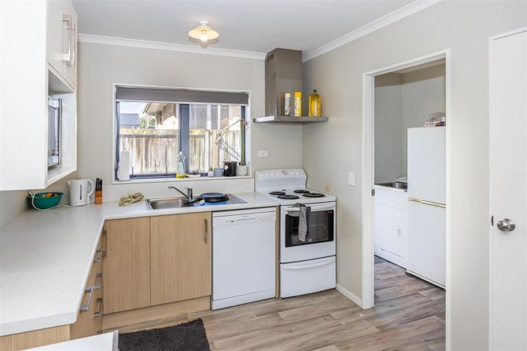 Photo of property in 8 Inverness Avenue, Hamilton East, Hamilton, 3216