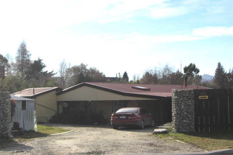 Photo of property in 206 Stone Street, Wanaka, 9305