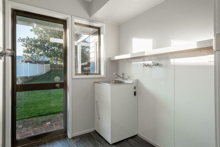 Photo of property in 1/108 Lyon Street, Kihikihi, Te Awamutu, 3800