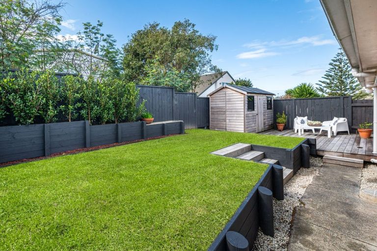 Photo of property in 3/6 Keys Street, Belmont, Auckland, 0622