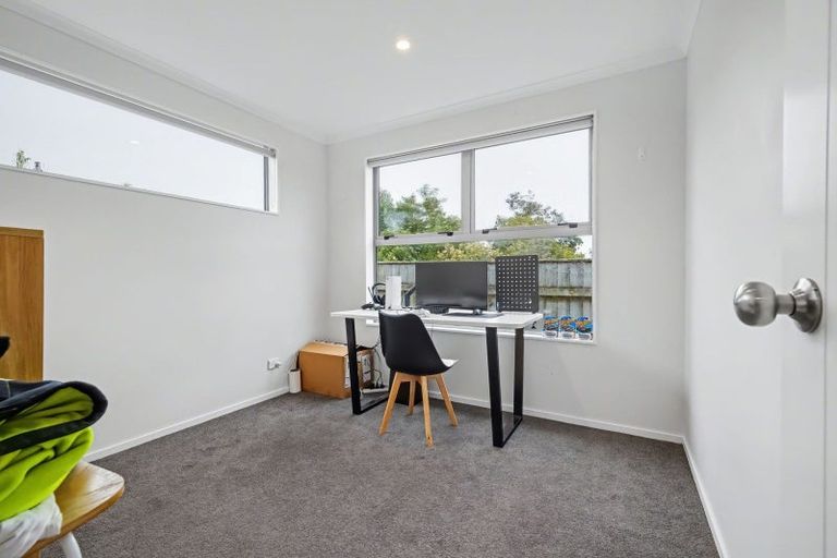 Photo of property in 992a Tremaine Avenue, Roslyn, Palmerston North, 4414