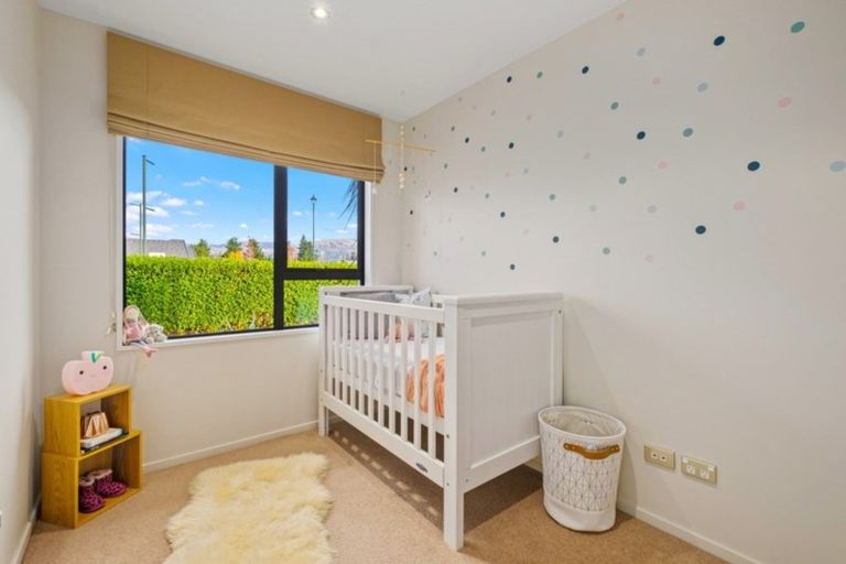 Photo of property in 54 Frye Crescent, Albert Town, Wanaka, 9305